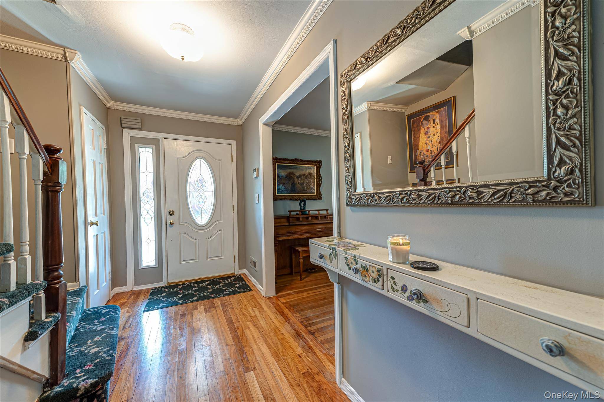 20 Evon DR, Syosset, NY 11791