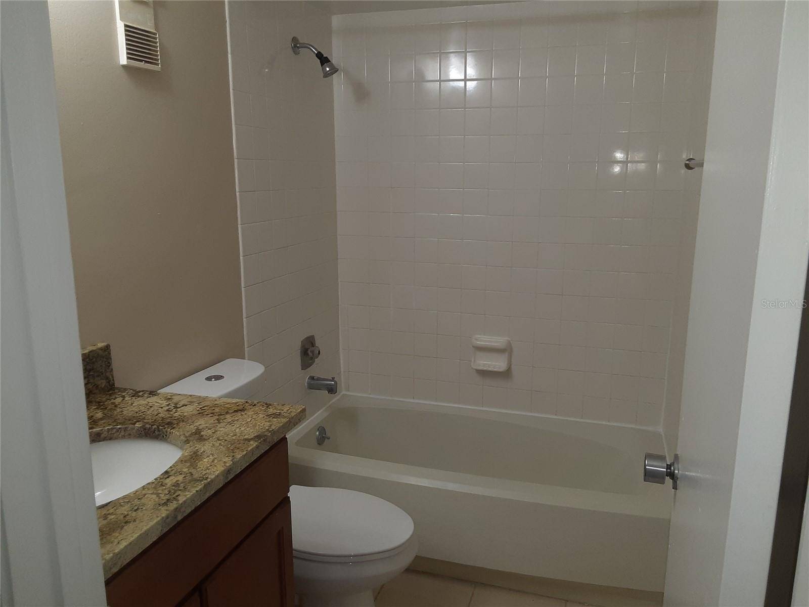 140 ORCHID WOODS CT #4C, Deltona, FL 32725