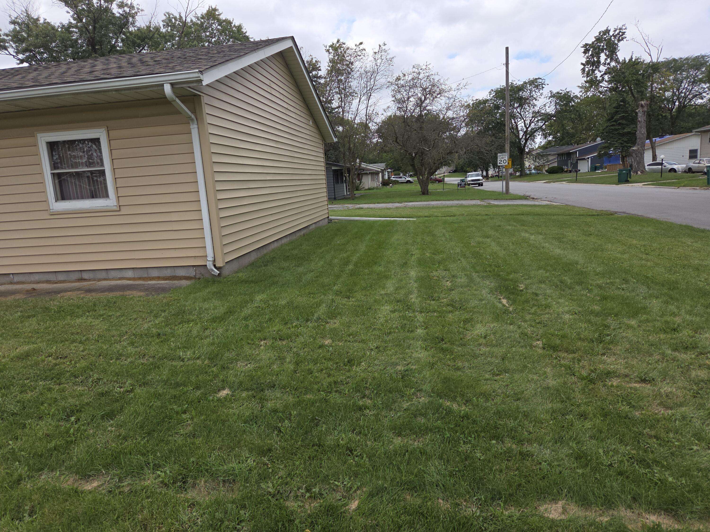 7936 Taney Place, Merrillville, IN 46410