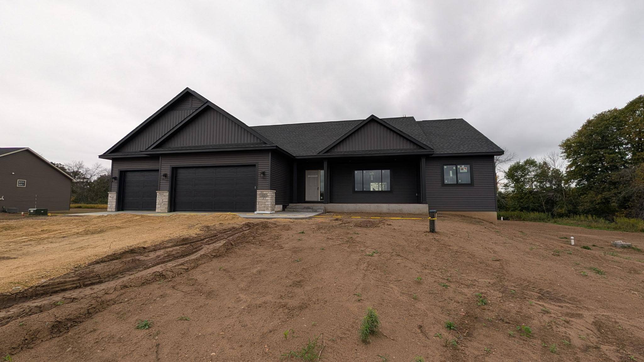 995 152nd AVE, New Richmond, WI 54017
