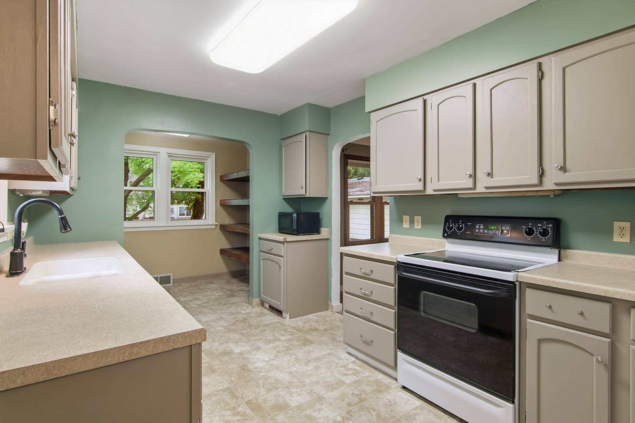 837 Hopwood AVE, Menomonie, WI 54751