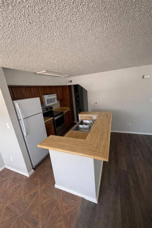9823 Walnut Street #L205, Dallas, TX 75243