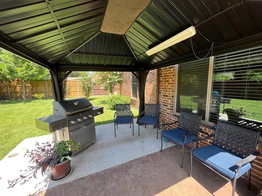 104 Misty Glen Lane, Murphy, TX 75094
