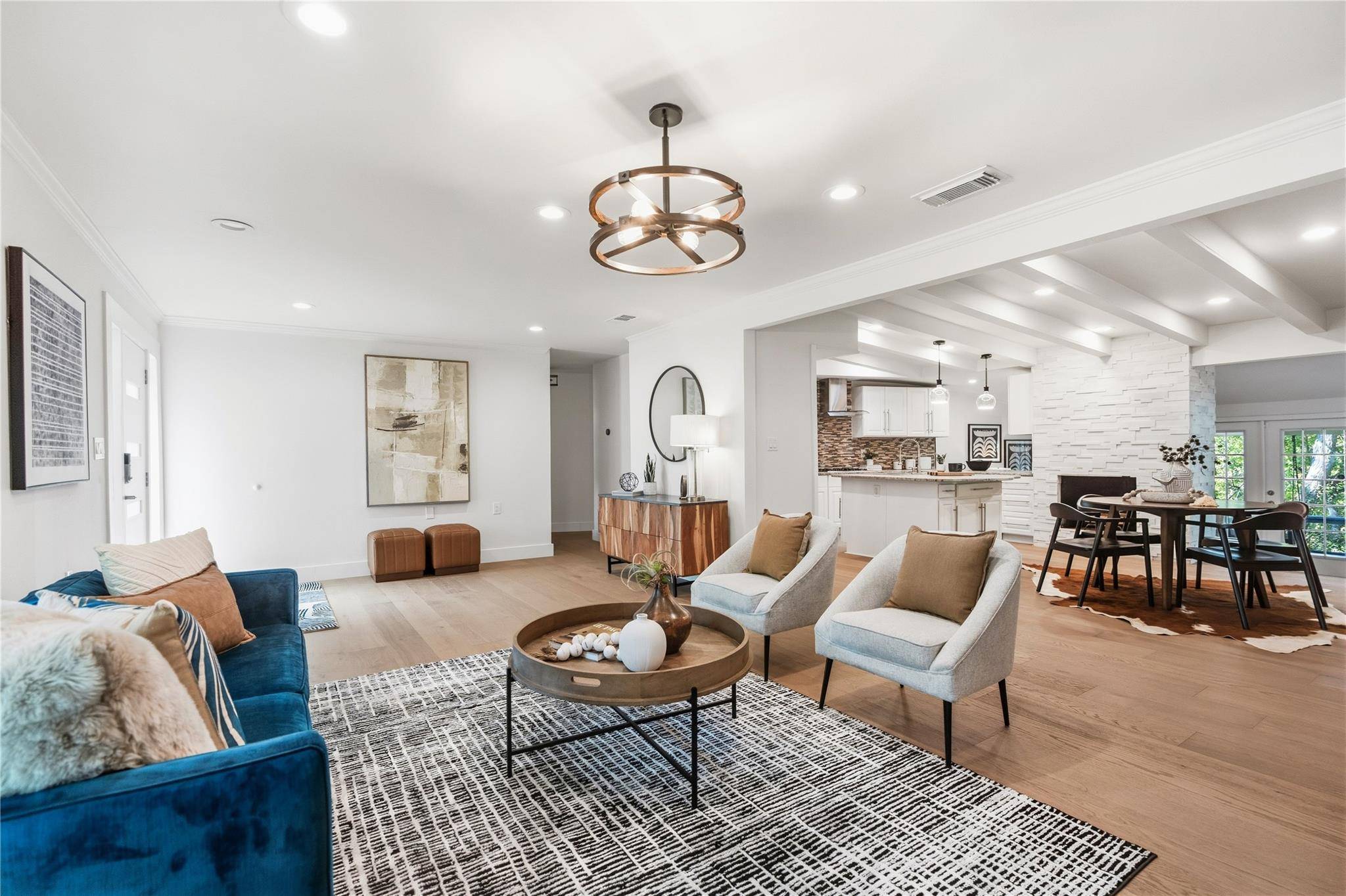 5718 Highland Hills DR, Austin, TX 78731