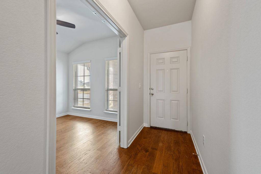 1013 Hawkeye Point RD, Georgetown, TX 78626