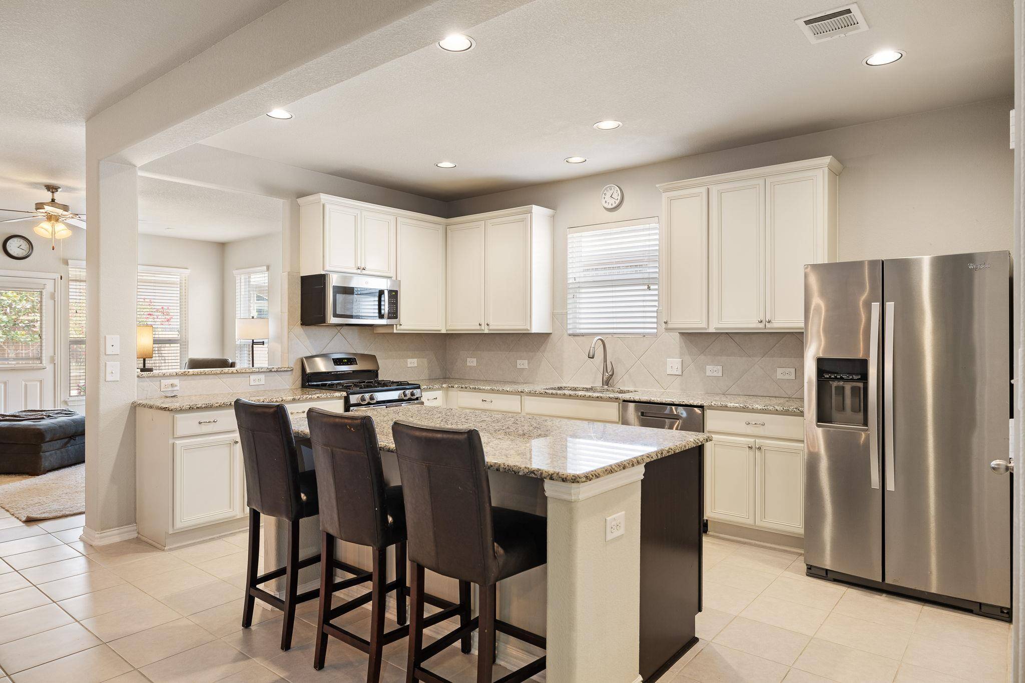 8042 Arezzo DR, Round Rock, TX 78665