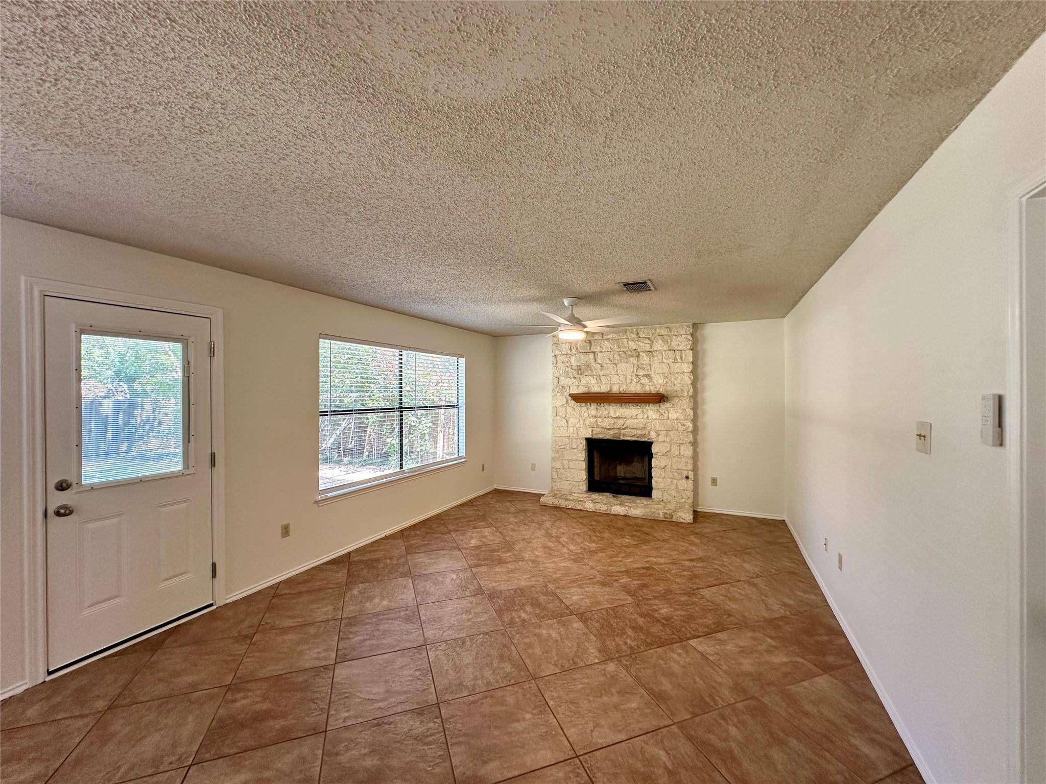 2506 Tierra Blanco TRL, Cedar Park, TX 78613