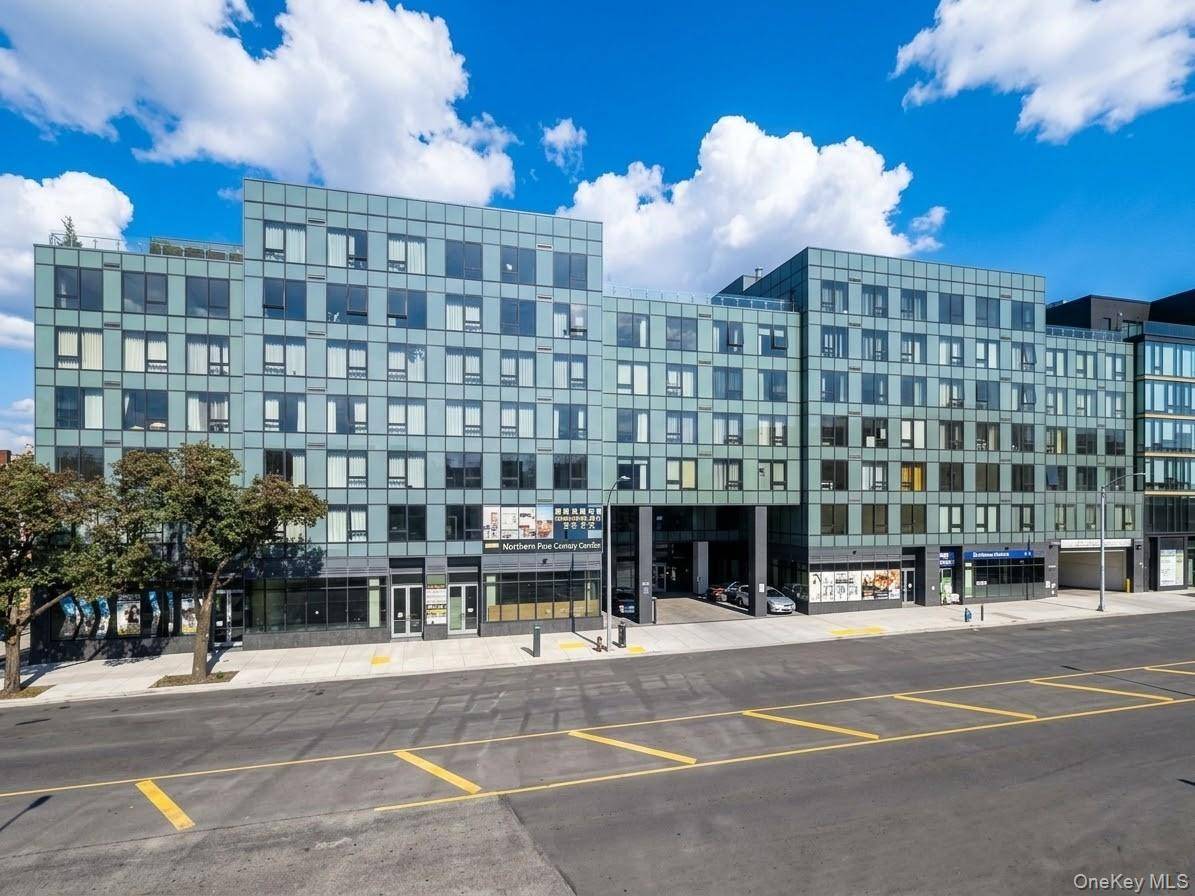 14449 S Northern BLVD #412, Flushing, NY 11354