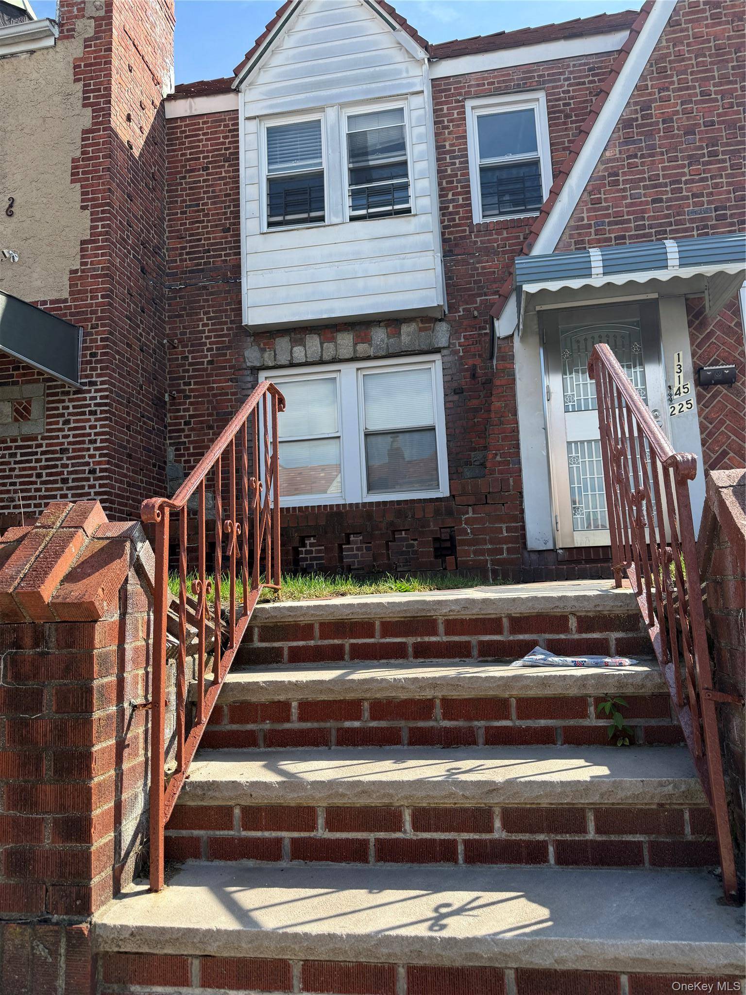 13145 225th ST, Laurelton, NY 11413