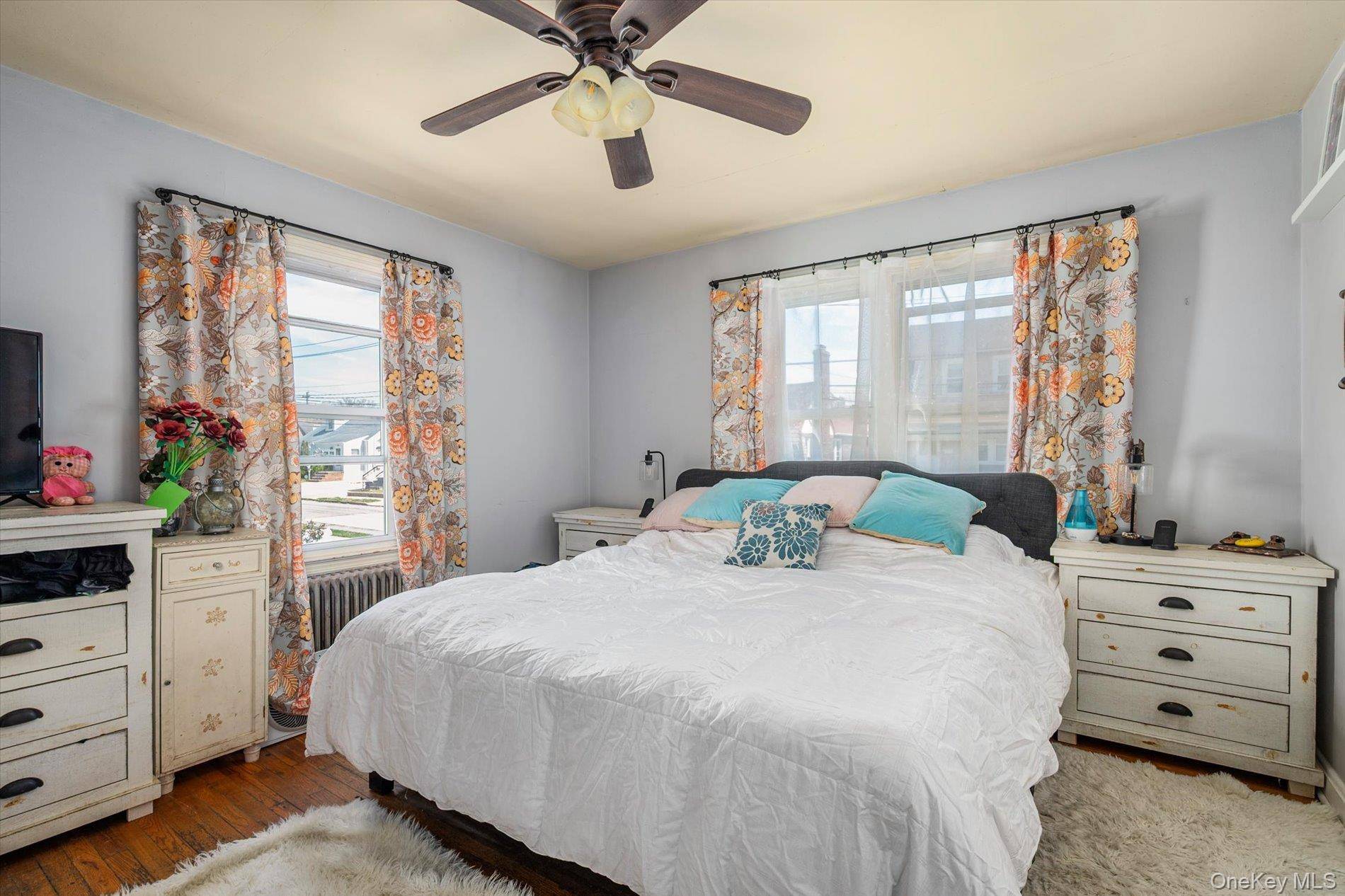 67 Waldo AVE, East Rockaway, NY 11518