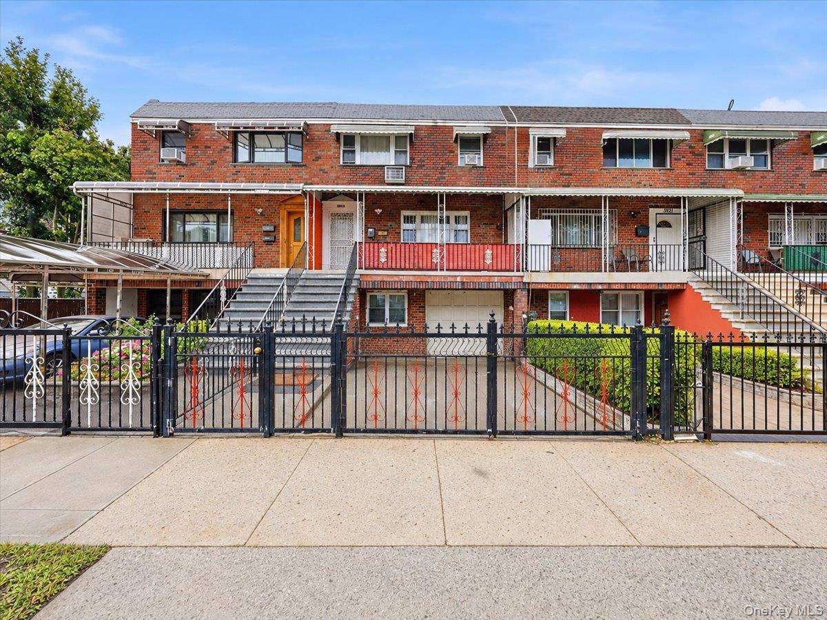 3919 Grace AVE, Bronx, NY 10466
