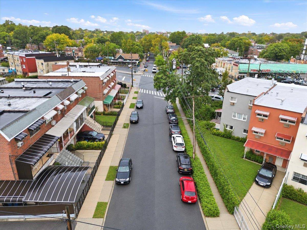 3919 Grace AVE, Bronx, NY 10466