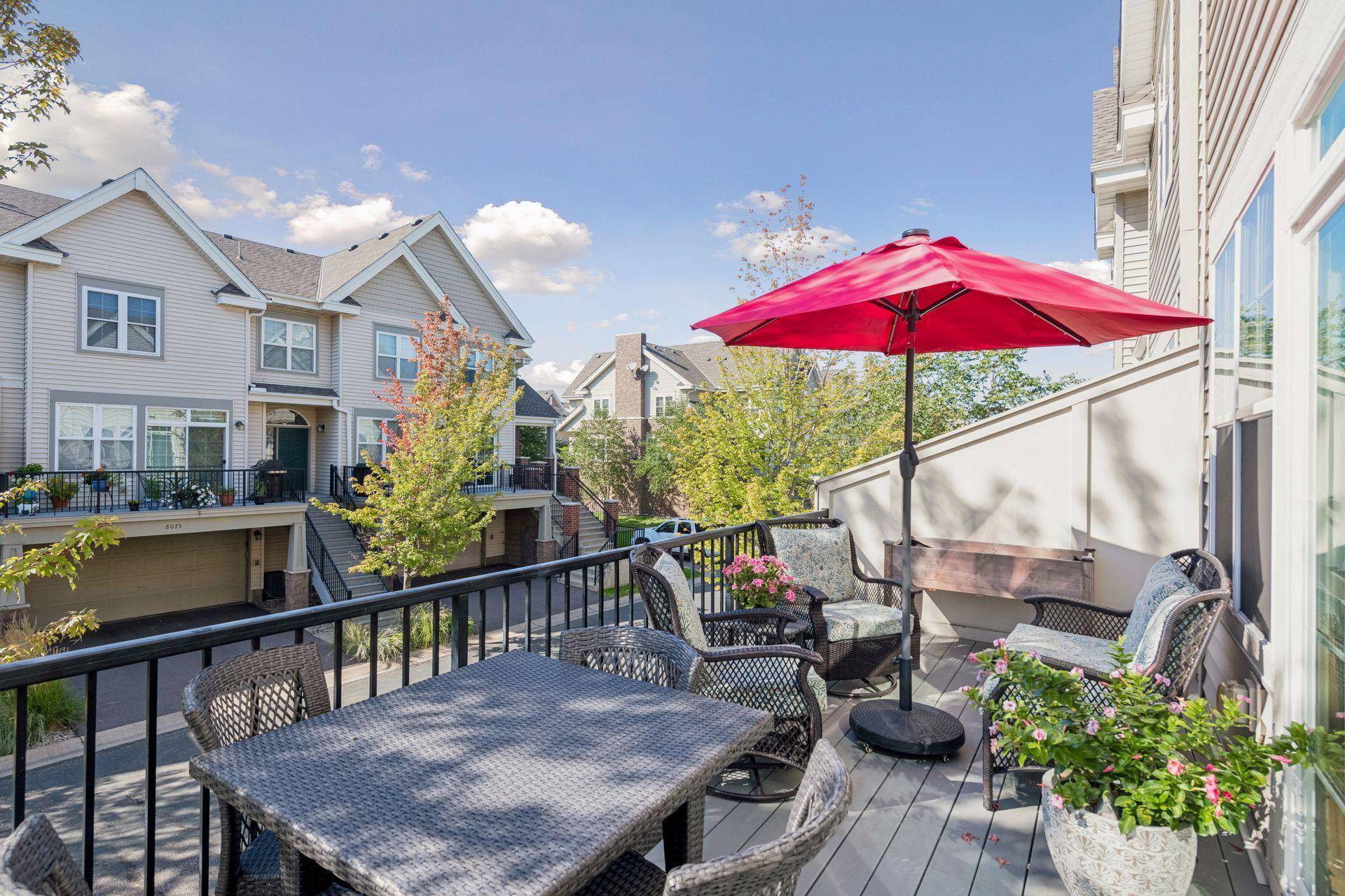 8068 Magnolia LN N #161, Maple Grove, MN 55369