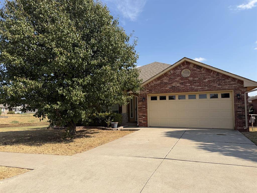 7908 Woodbend LN, Oklahoma City, OK 73135