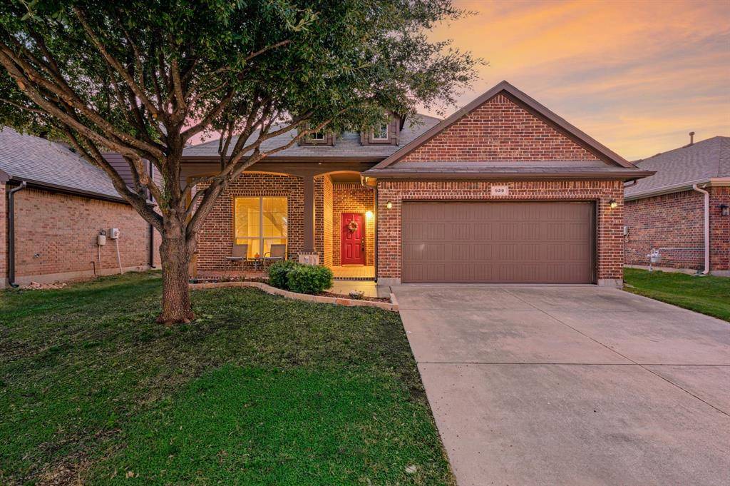 529 Branding Iron Trail, Fort Worth, TX 76131