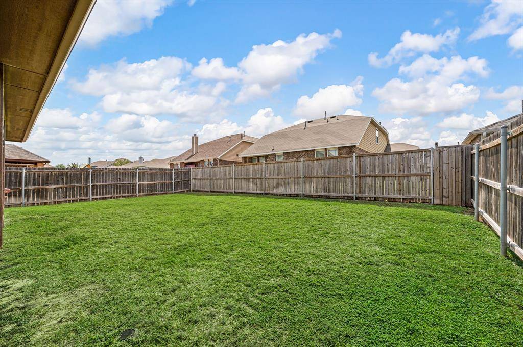 529 Branding Iron Trail, Fort Worth, TX 76131