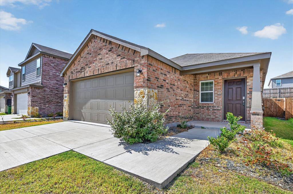 1005 Clear Dusk Lane, Forney, TX 75126