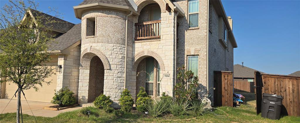 9104 Rock Nettle Drive, Fort Worth, TX 76131