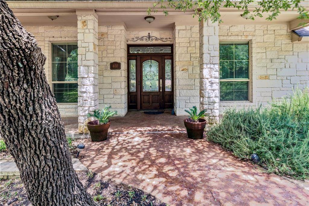 400 Bedford DR, Spicewood, TX 78669