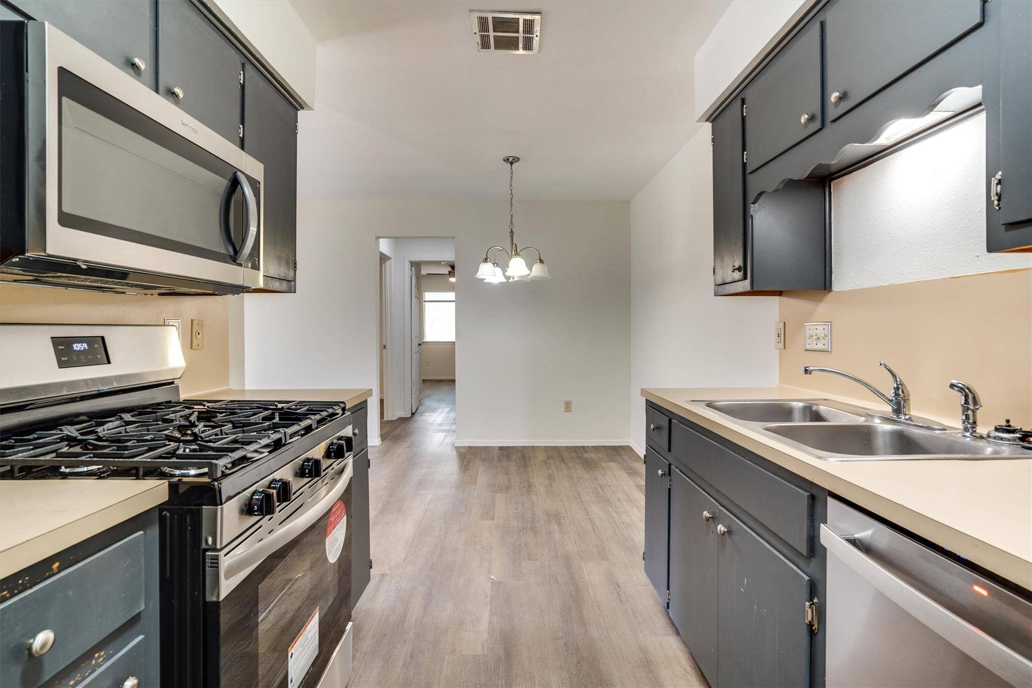 601 Misty Morning WAY #B, Round Rock, TX 78664
