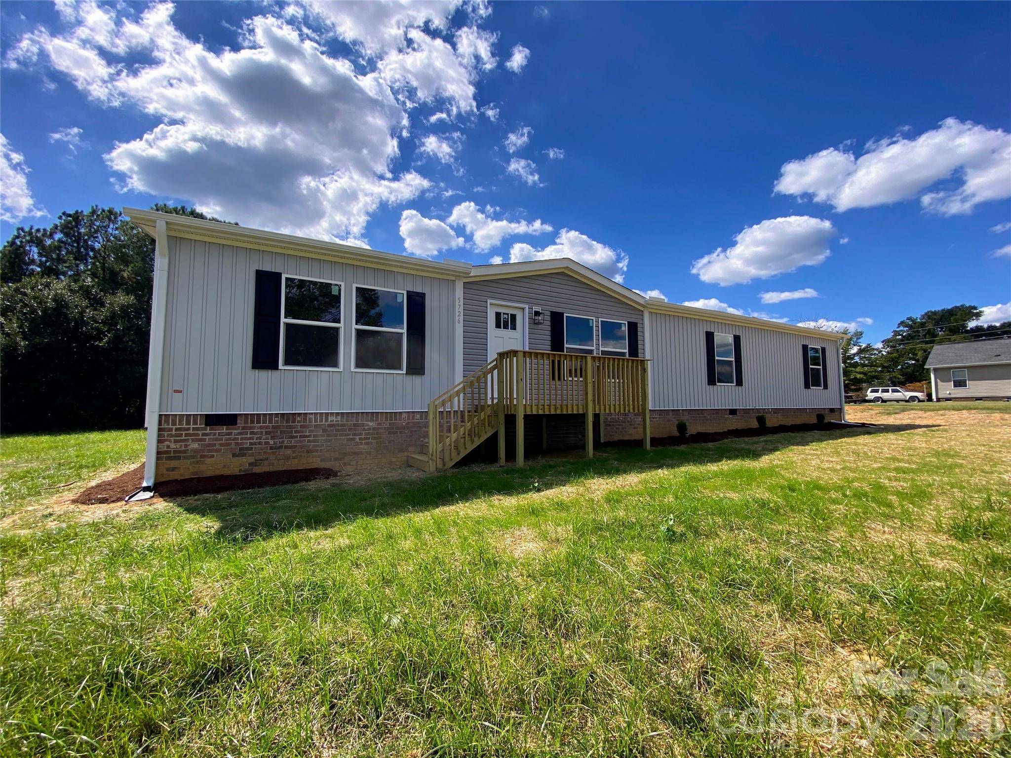 5726 Landon PL, Heath Springs, SC 29058