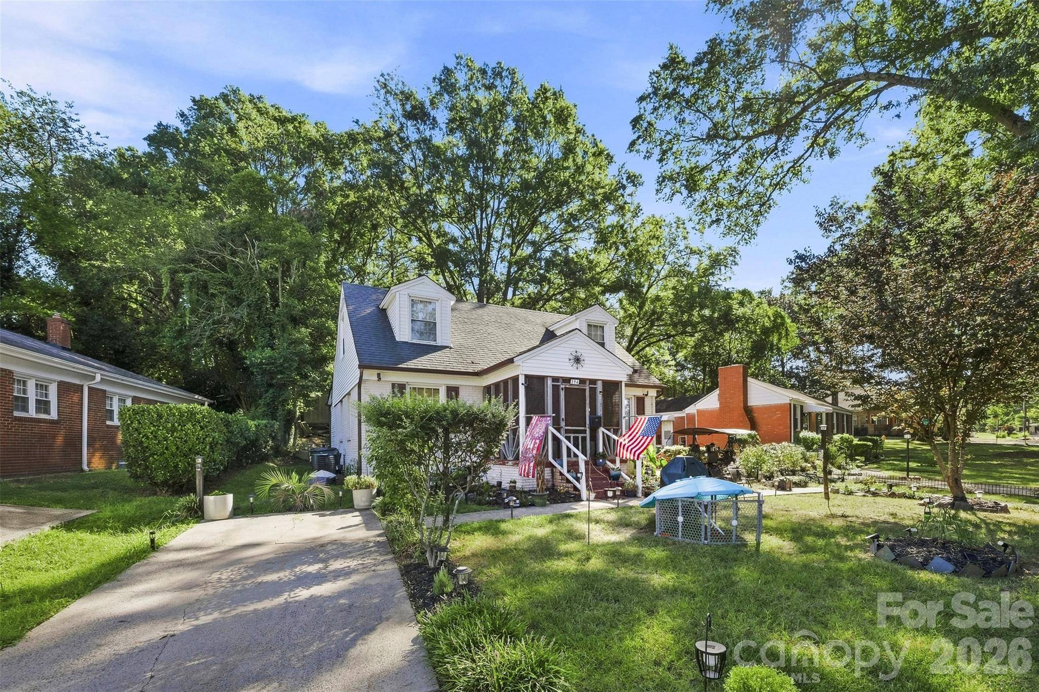 314 Fannie CIR, Charlotte, NC 28205