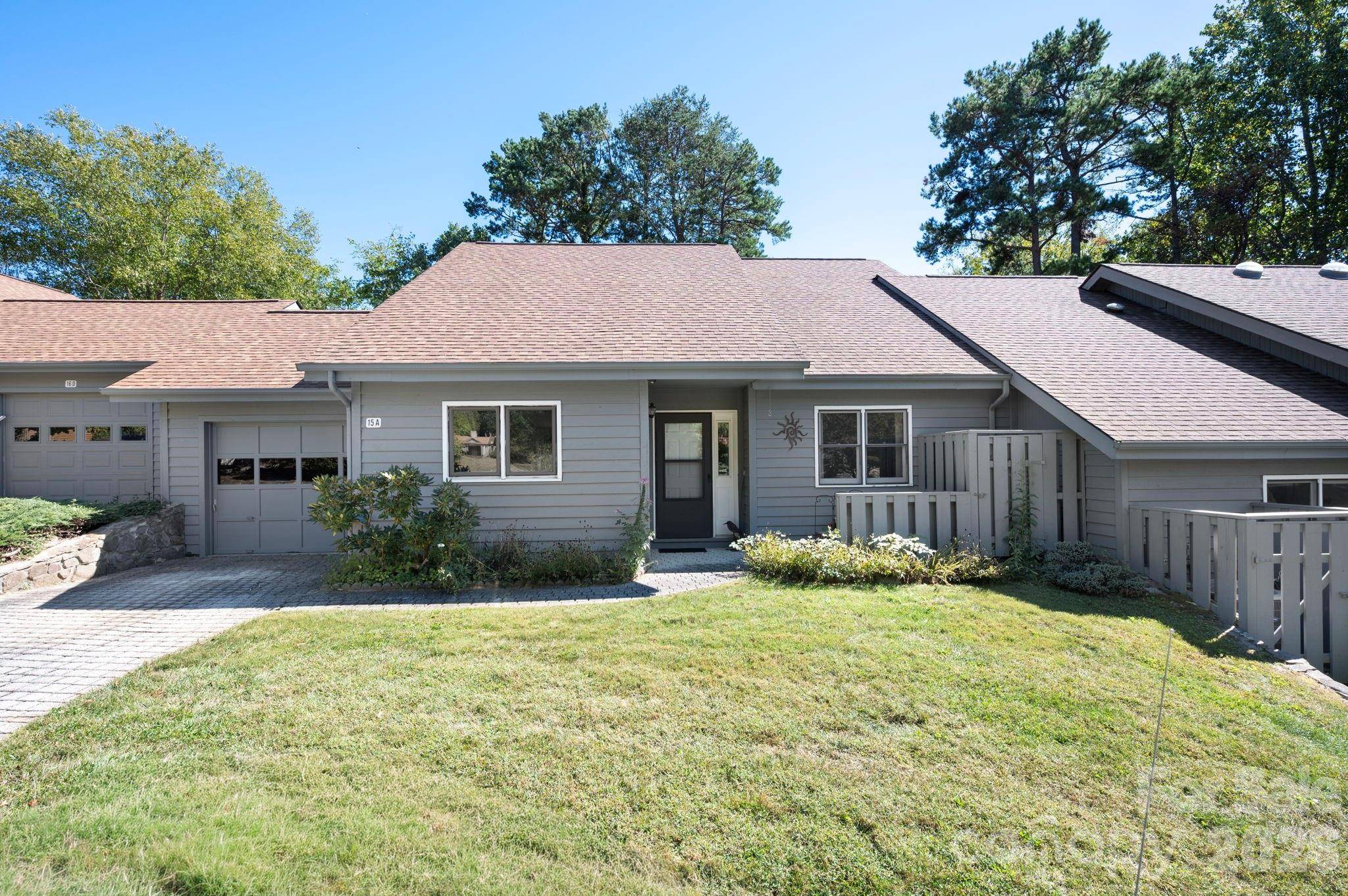 15A Windflower CT, Asheville, NC 28805