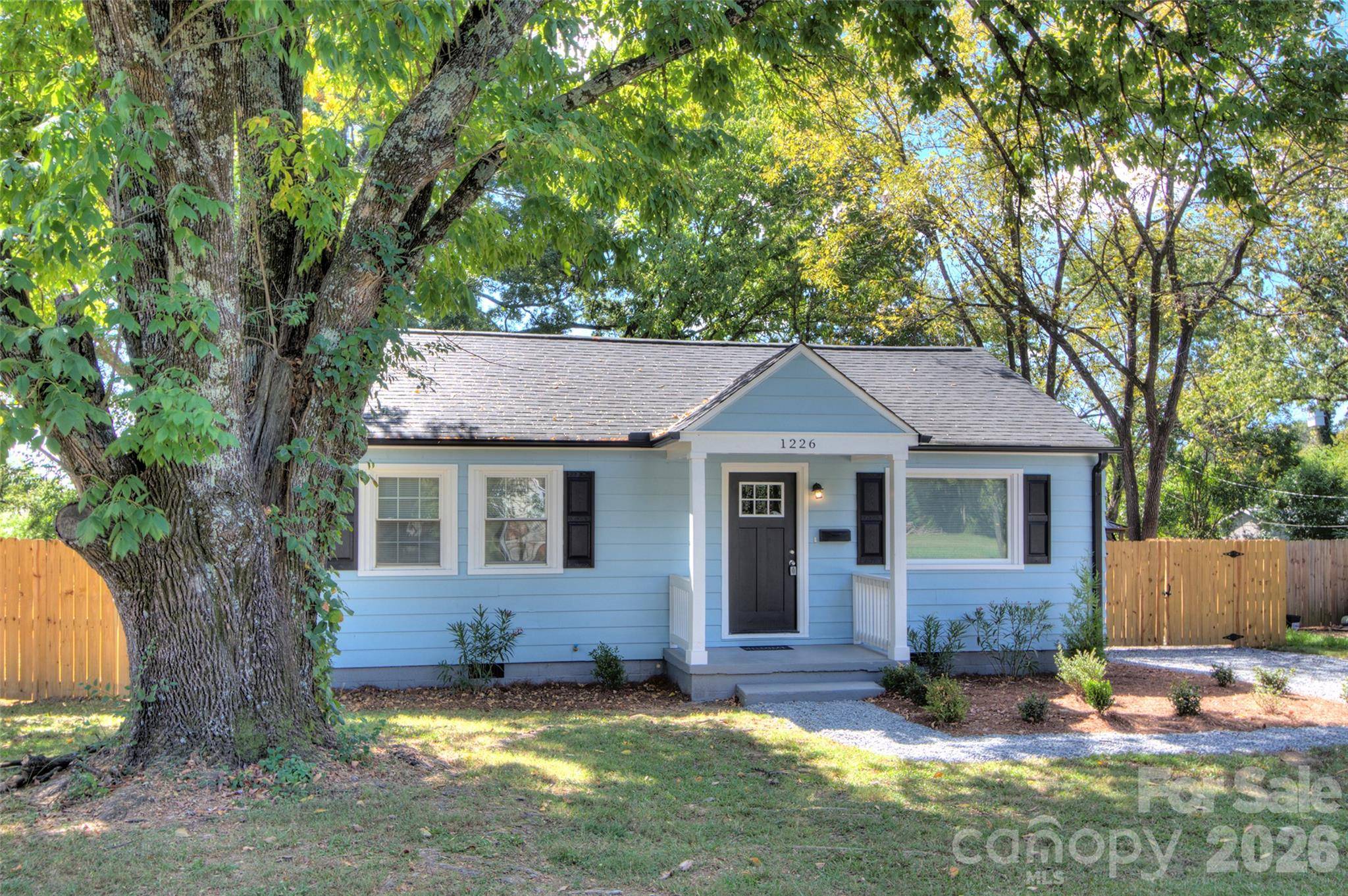 1226 Weldon AVE, Charlotte, NC 28205