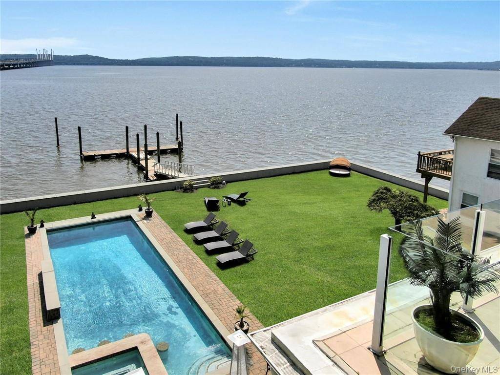 74 River RD, Nyack, NY 10960
