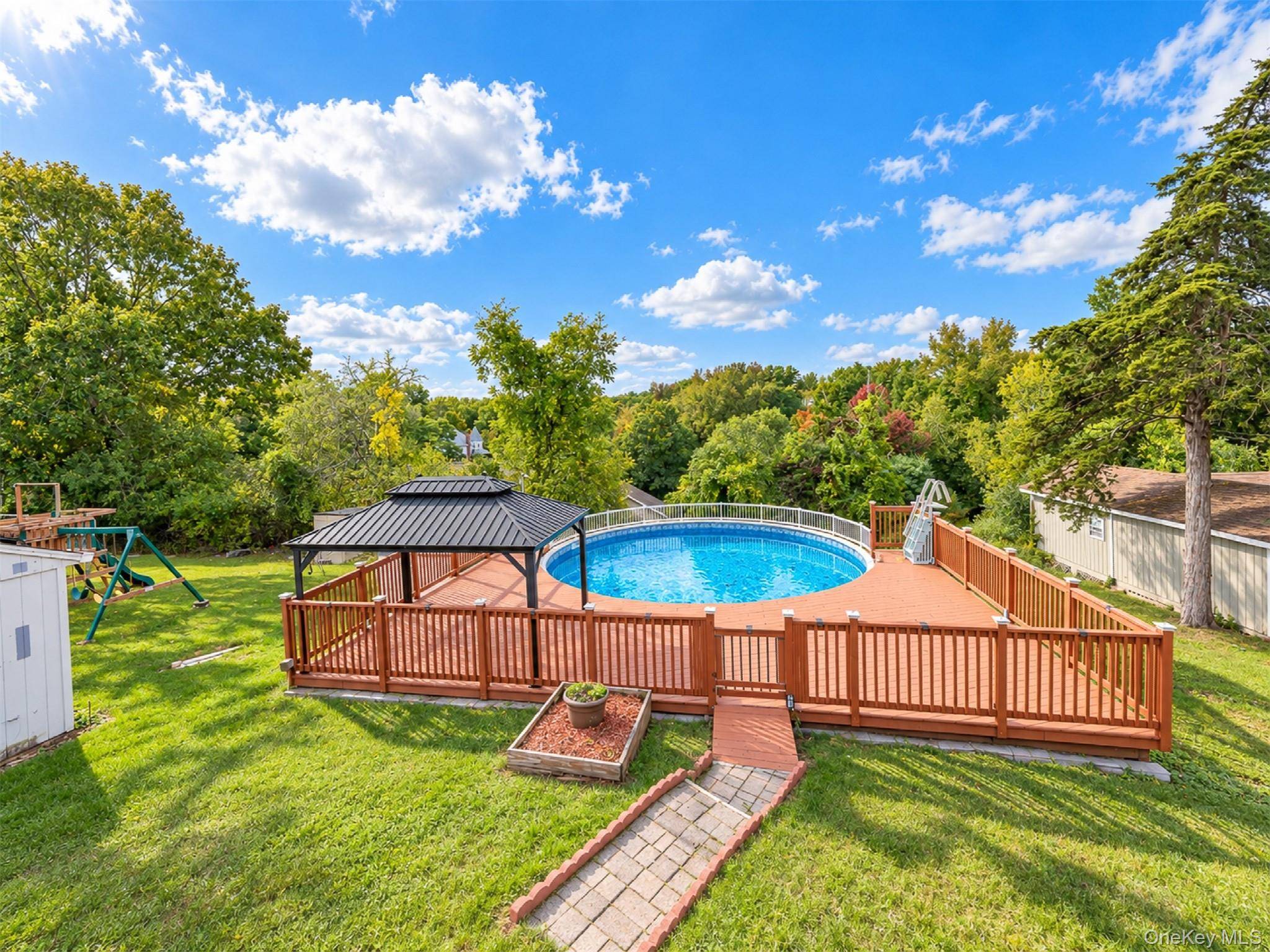 411 Linderman Avenue EXT, Kingston, NY 12401