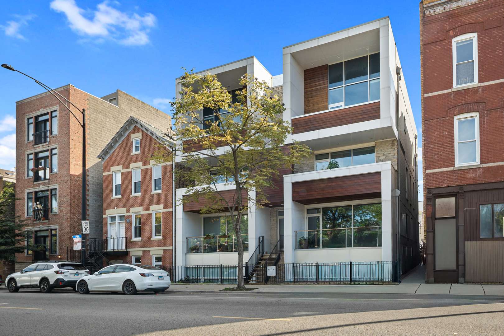 Address not disclosed, Chicago, IL 60622