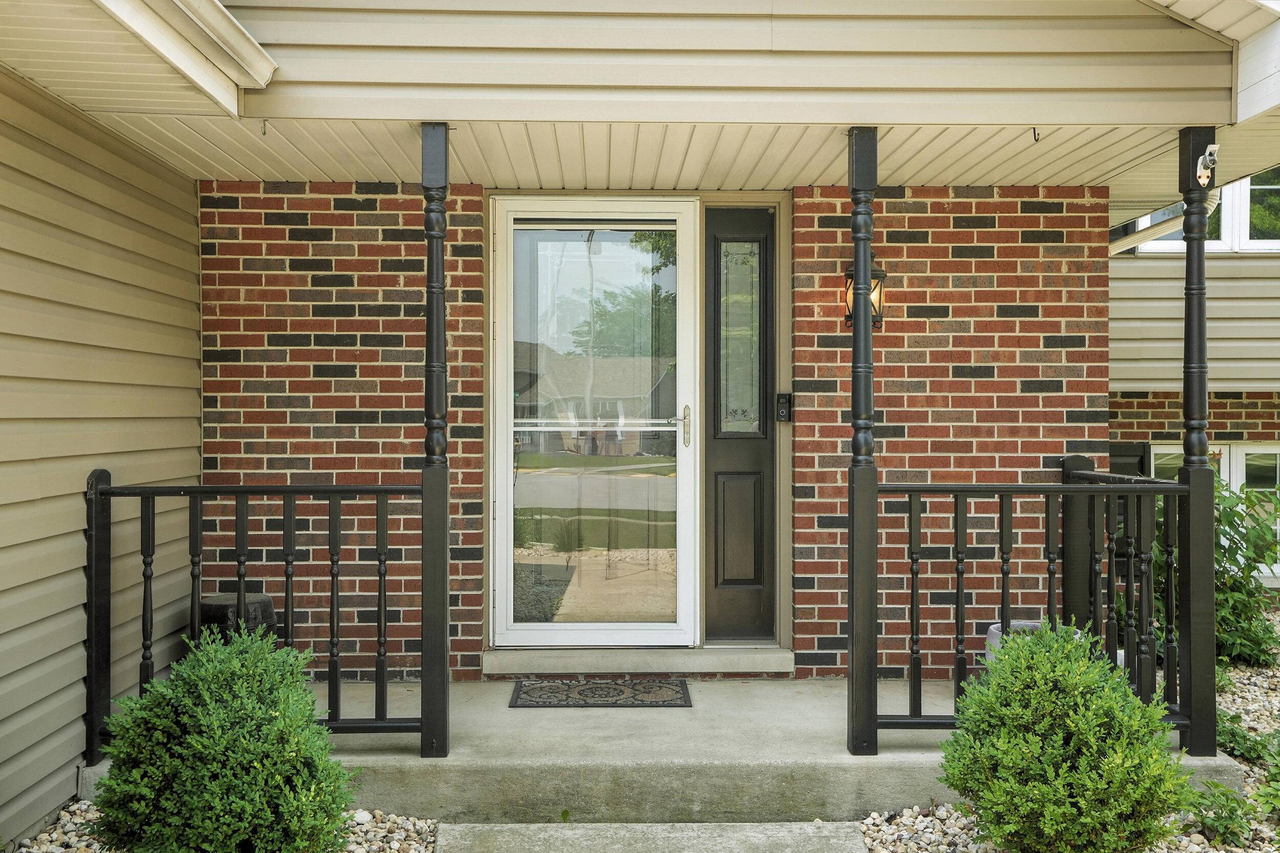 22 Summerhill Drive, Dyer, IN 46311