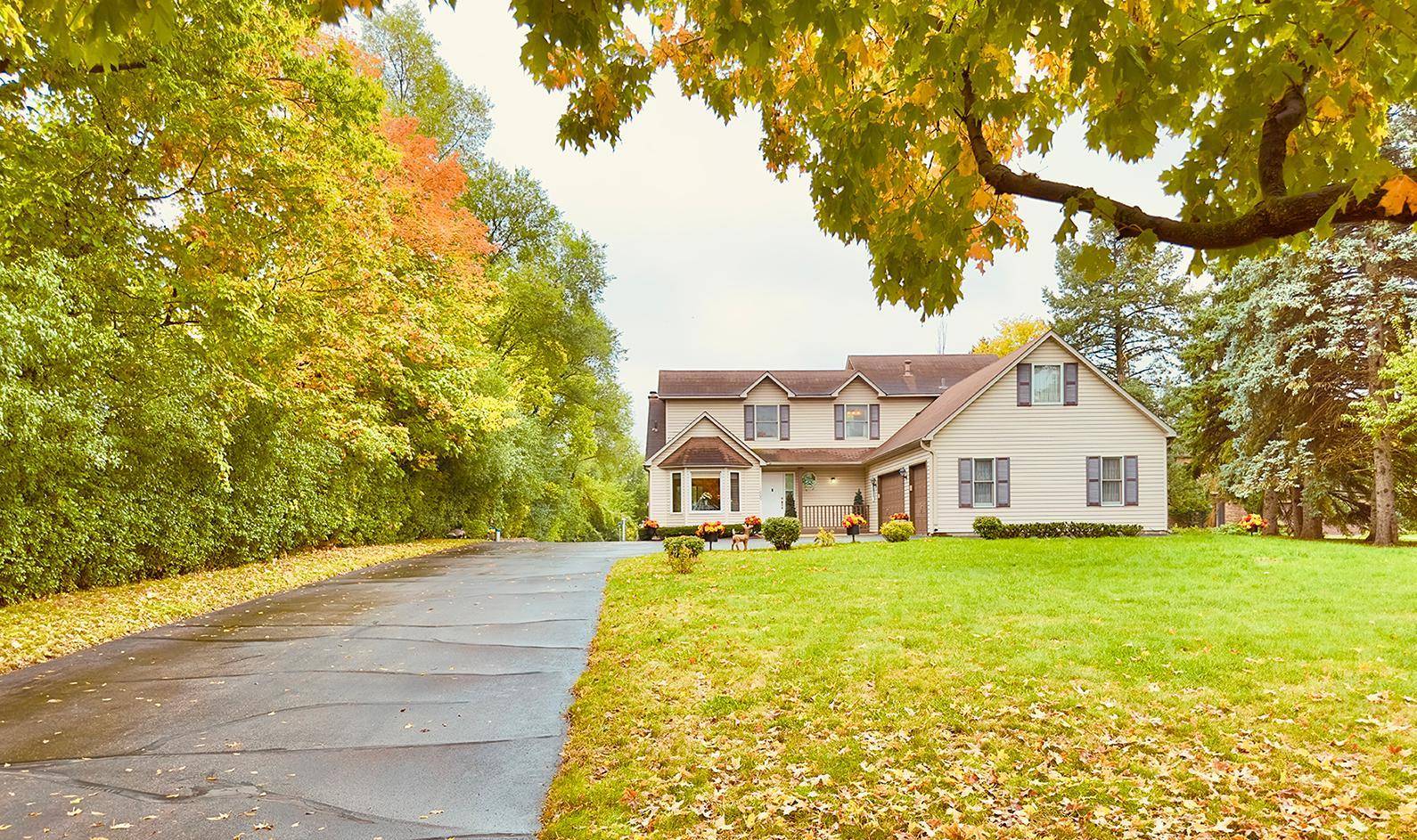 1009 River Terrace DR, Bloomington, MN 55431