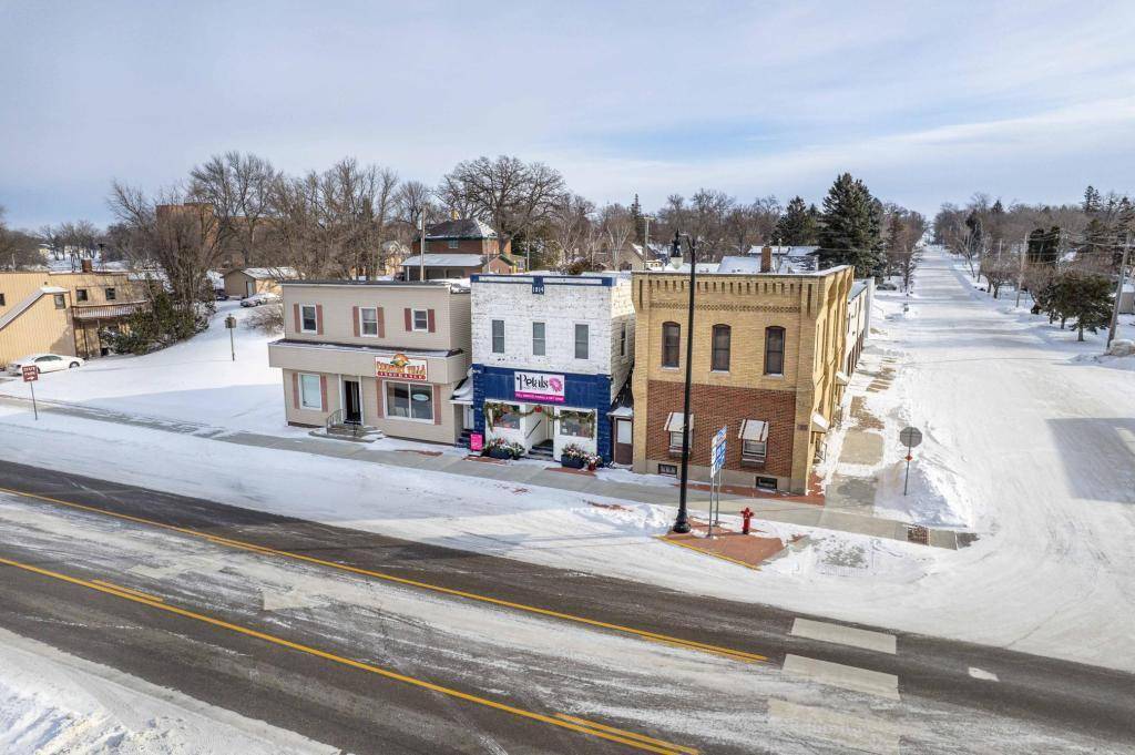 121 S Broadway, Pelican Rapids, MN 56572