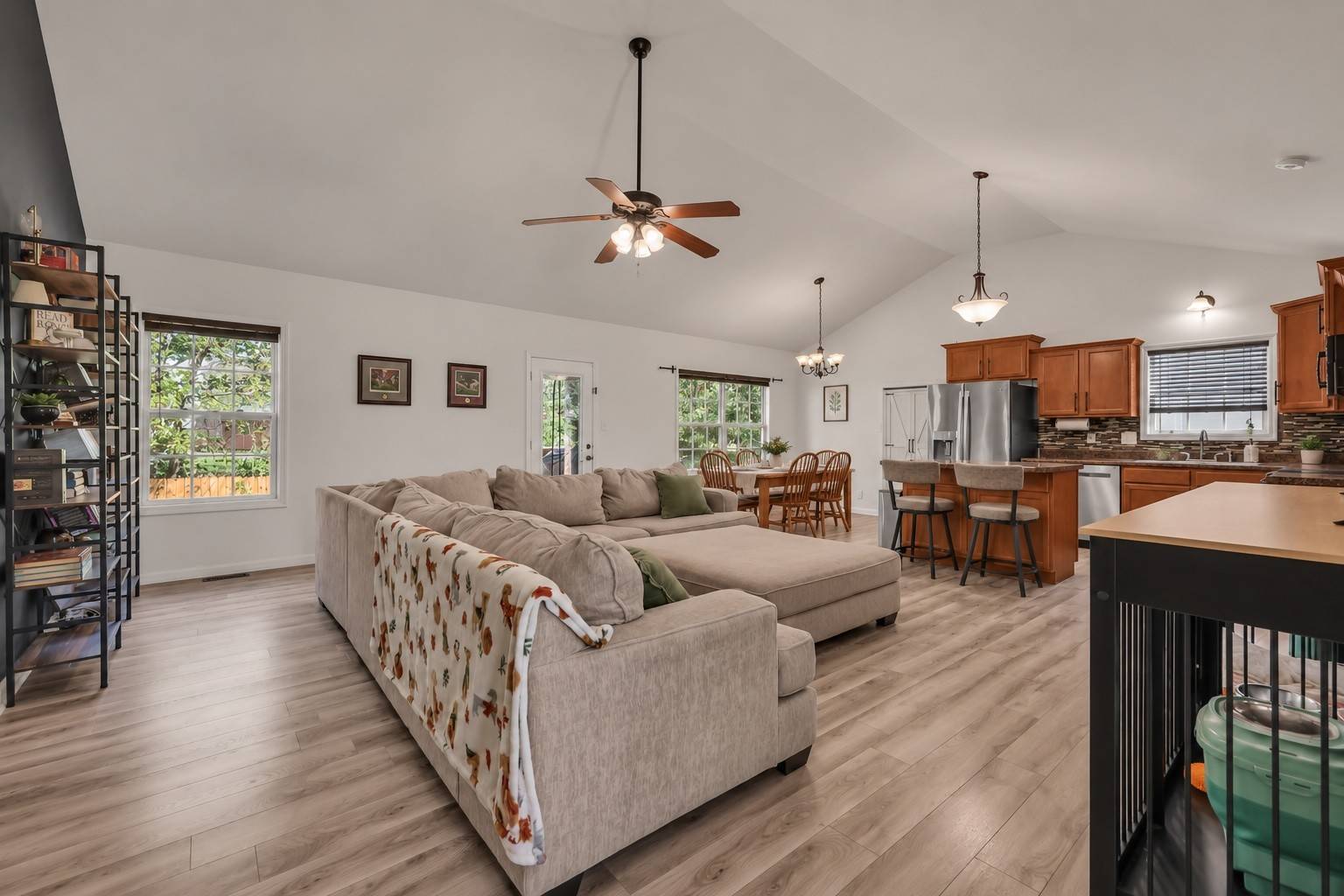 1395 Scrub Oak Dr, Clarksville, TN 37042