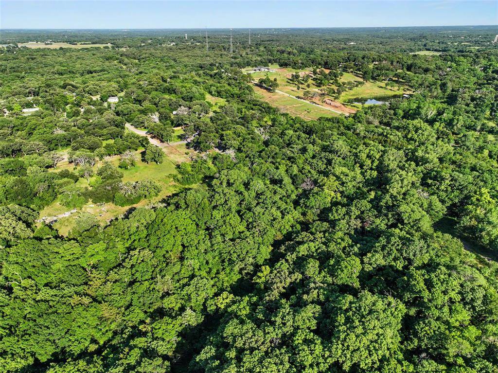 727 E End Road, Denison, TX 75021