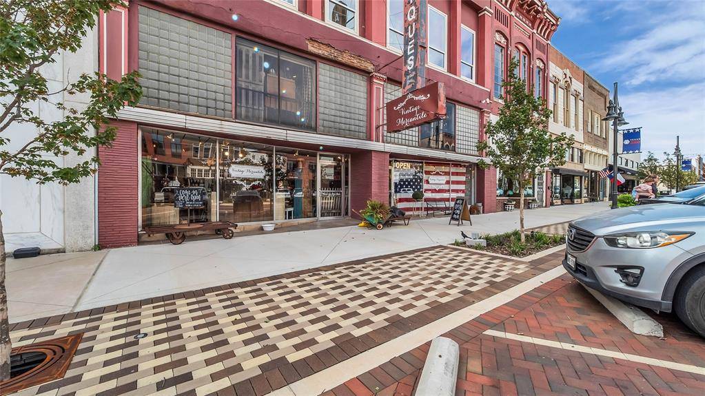 306 W Main Street, Denison, TX 75020