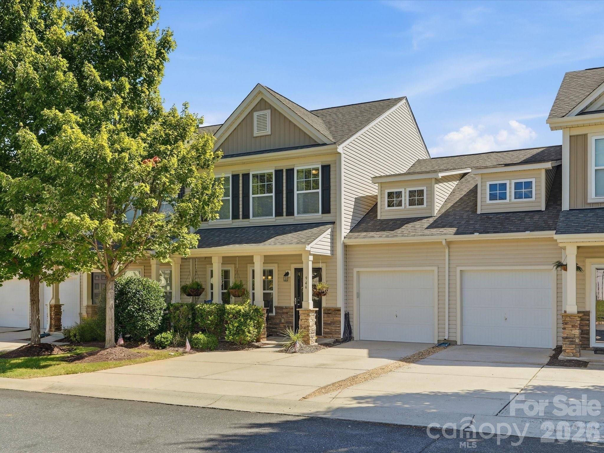 944 Summerlake DR, Fort Mill, SC 29715