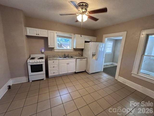 439 2nd AVE SE, Hickory, NC 28602