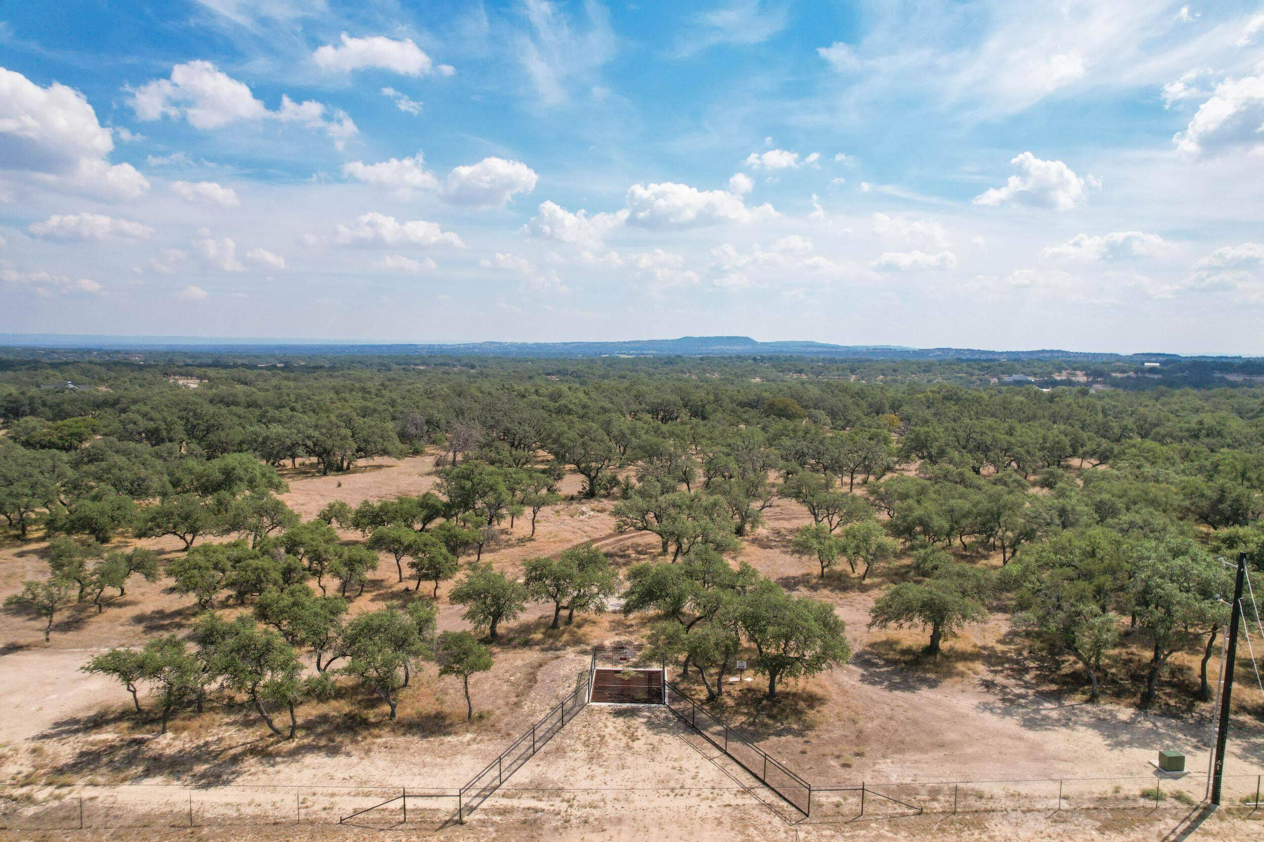 1926 OLD MARBLE FALLS RD, Round Mountain, TX 78663