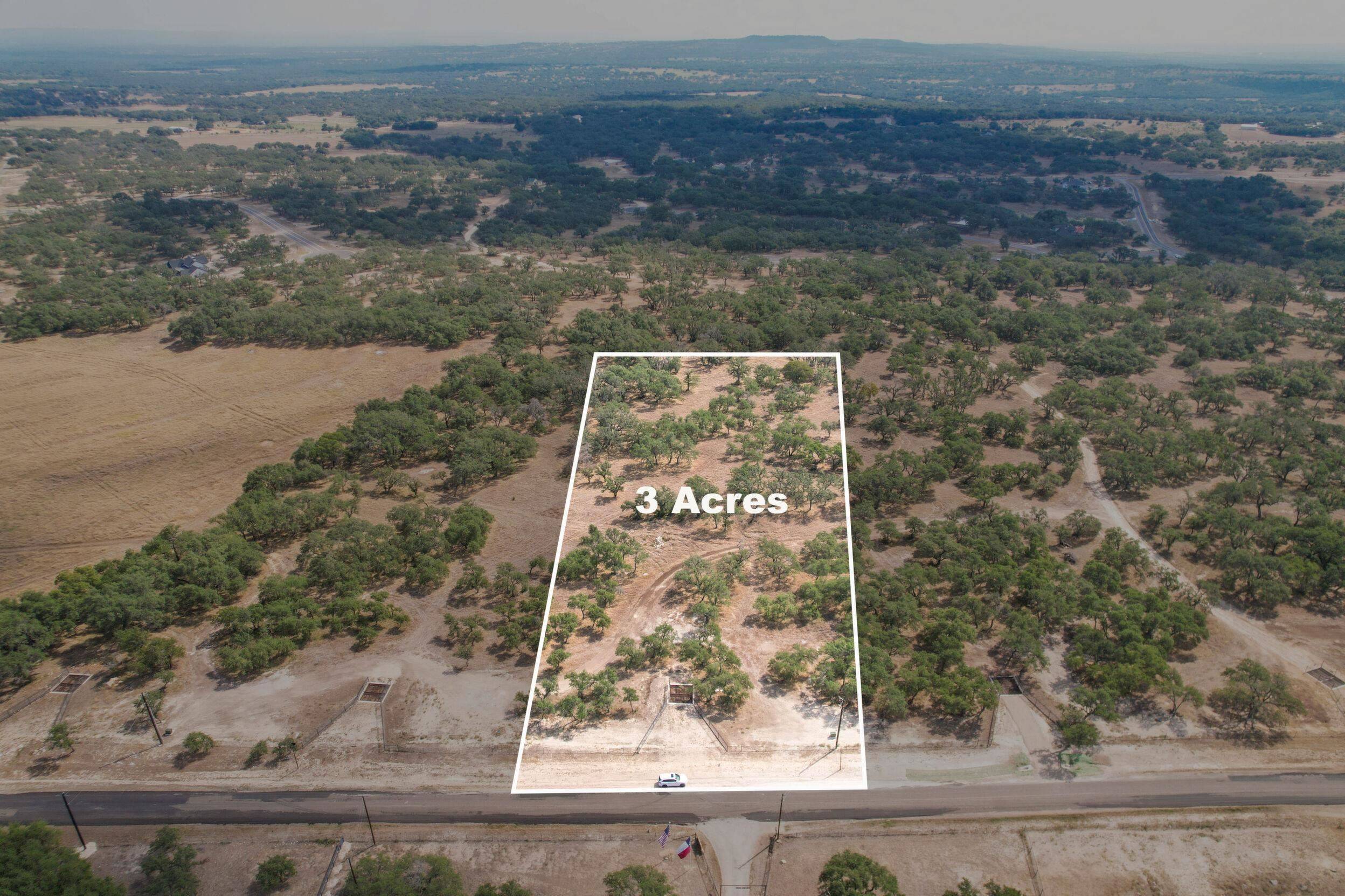 1926 OLD MARBLE FALLS RD, Round Mountain, TX 78663