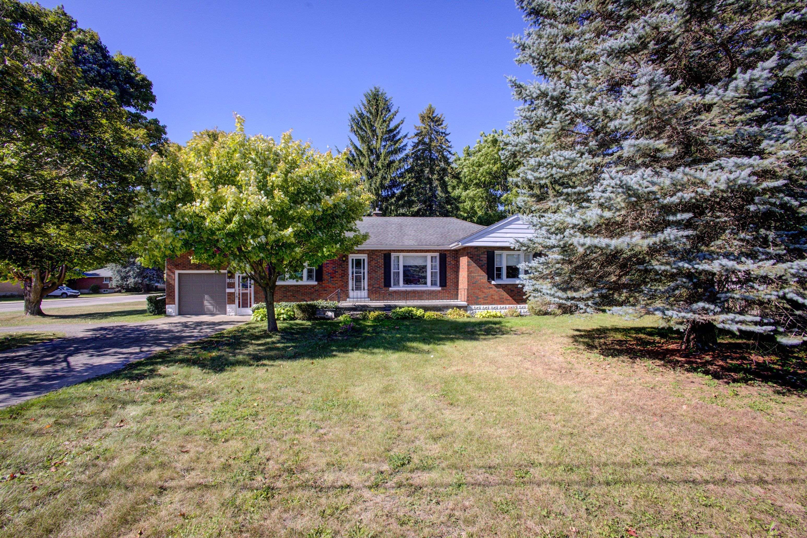 1203 Yonge ST S, Brockton, ON N0G 2V0