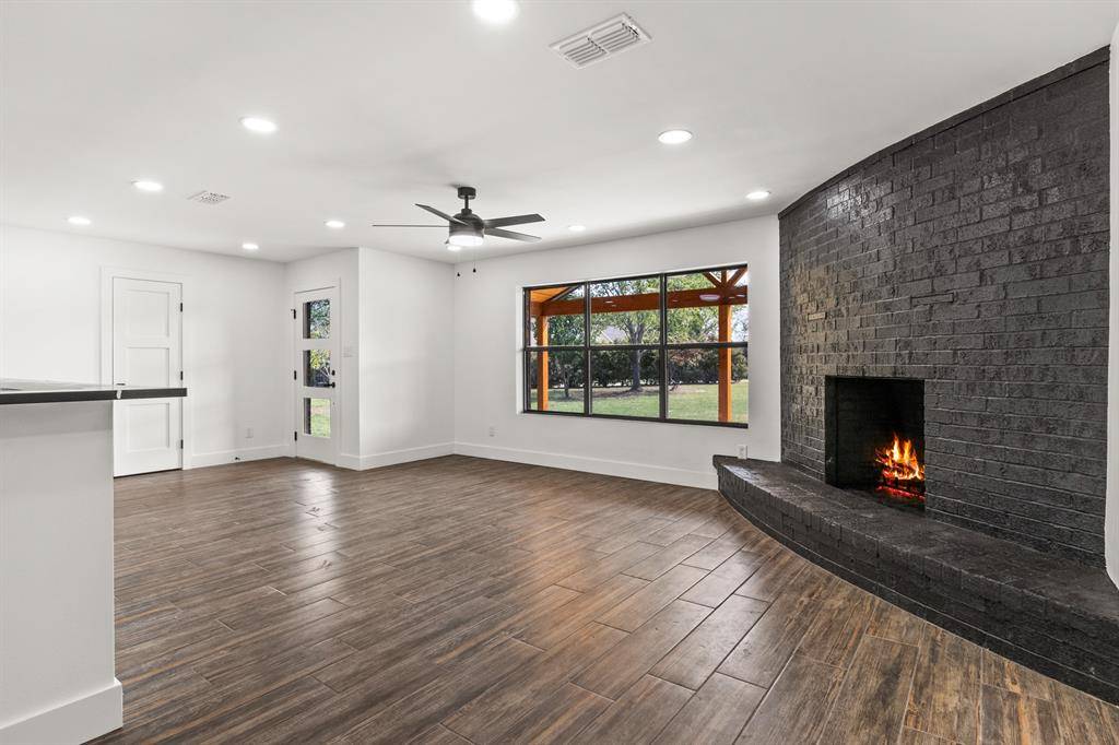 701 Ferguson Trail, Scroggins, TX 75480