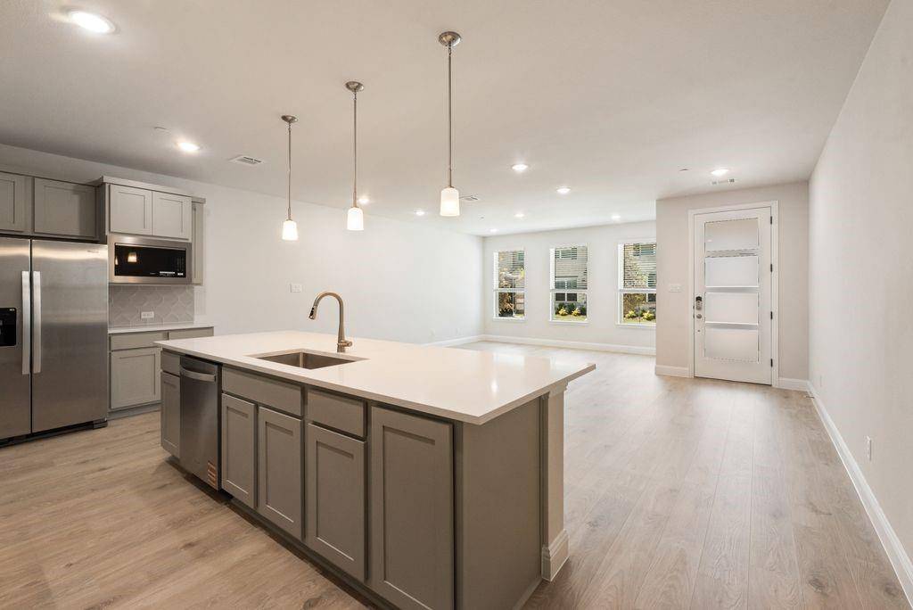 8321 Bayside Drive, Rowlett, TX 75088