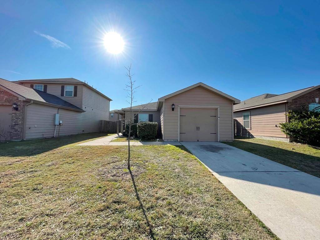 113 Robertson LN, Jarrell, TX 76537