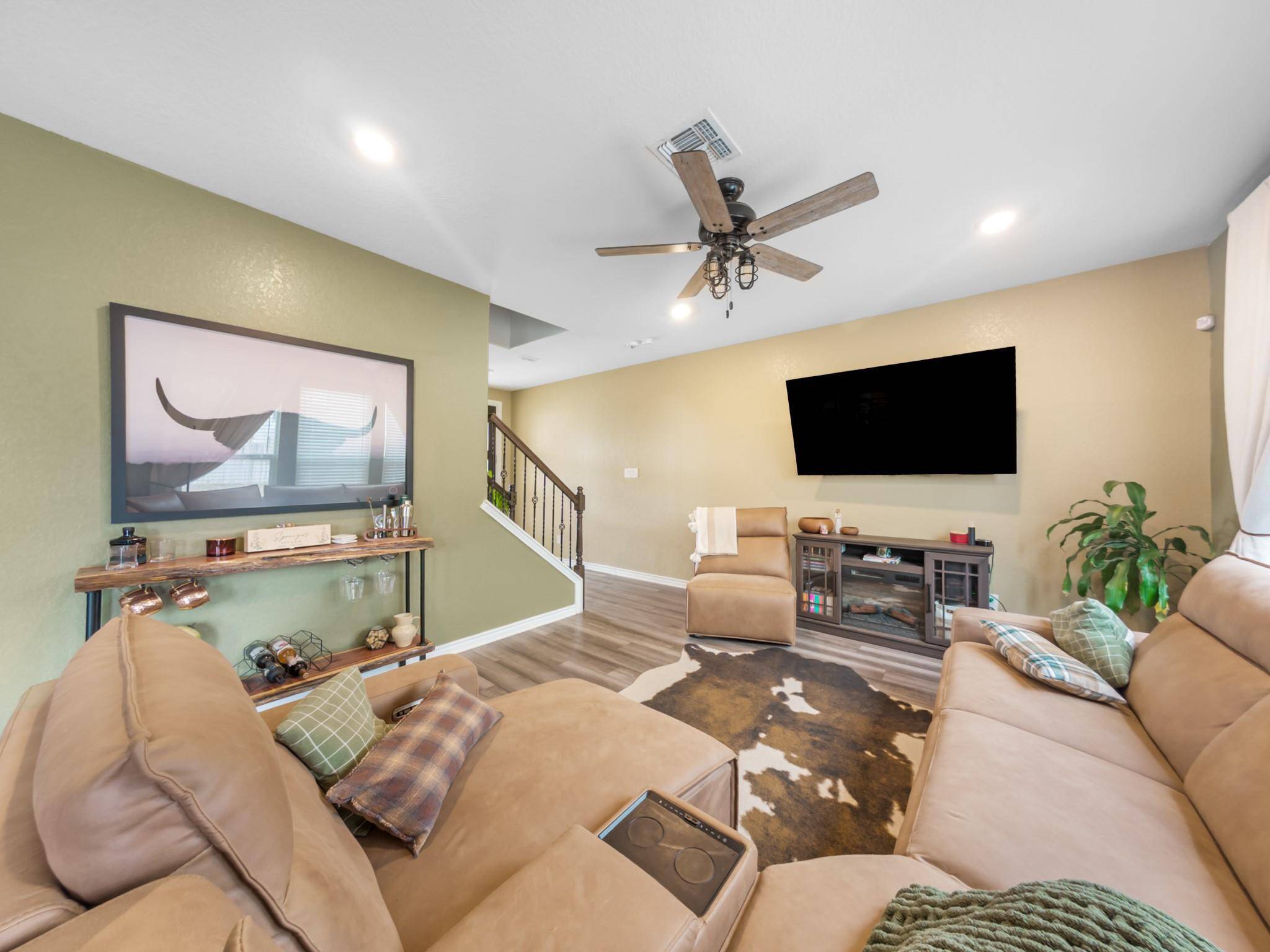 364 Dakota CRK, New Braunfels, TX 78130