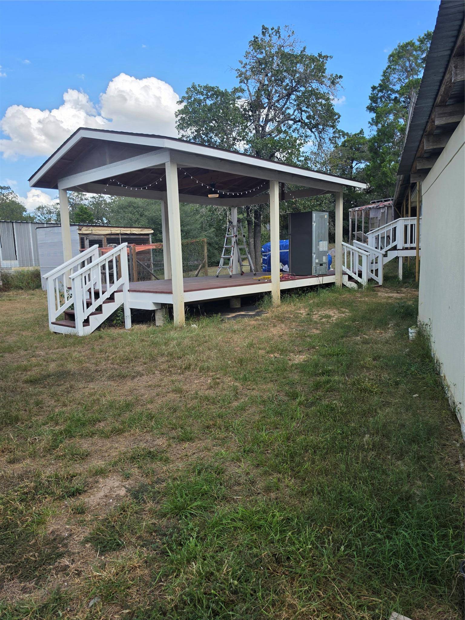 150 Wayside DR, Elgin, TX 78621