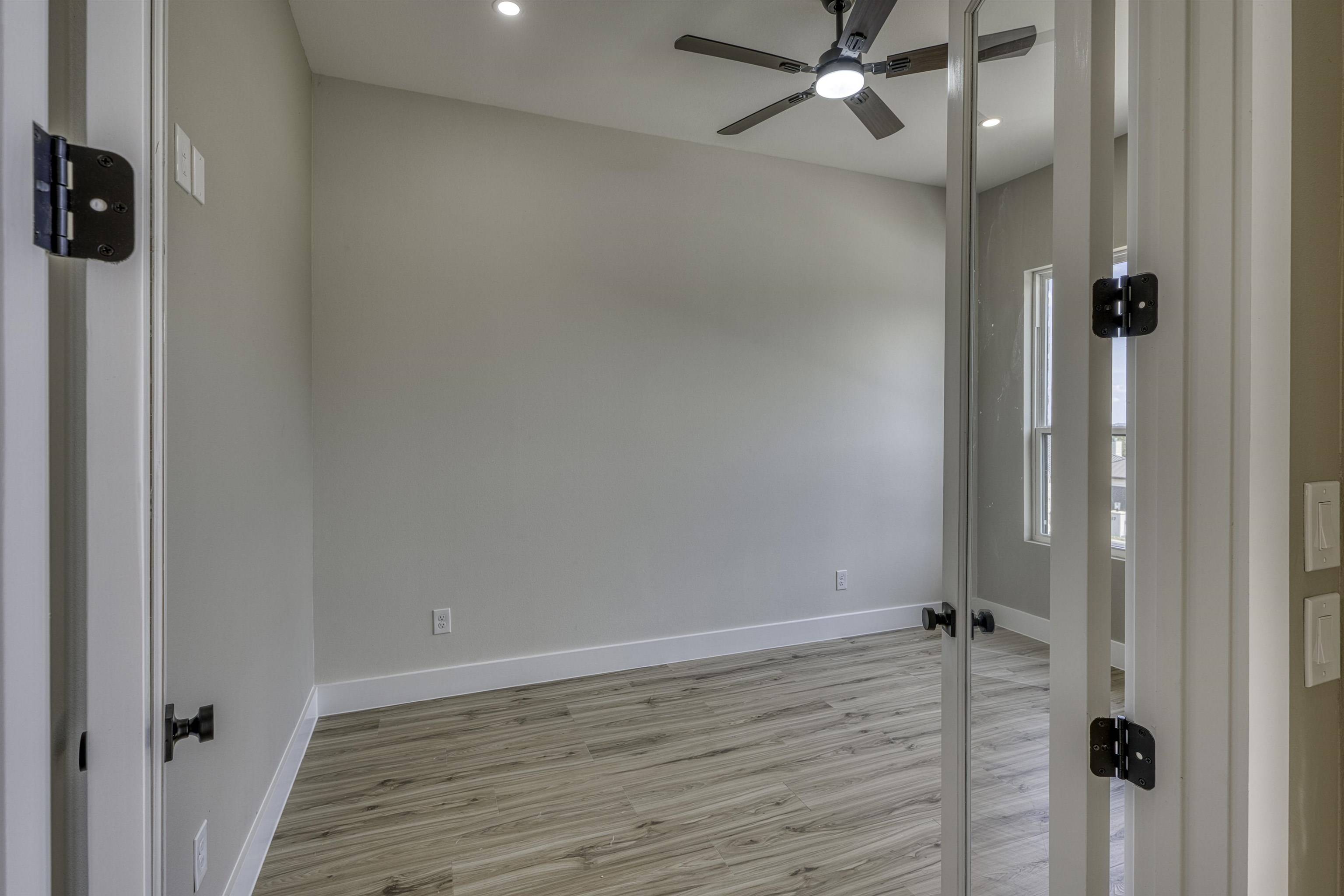 120 Golden Harvest, Horseshoe Bay, TX 78657