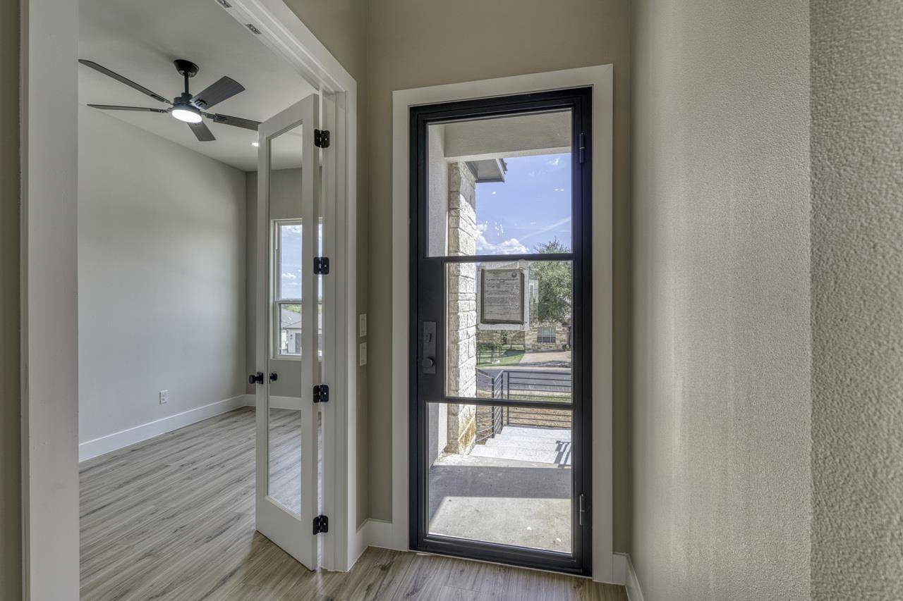 120 Golden Harvest, Horseshoe Bay, TX 78657