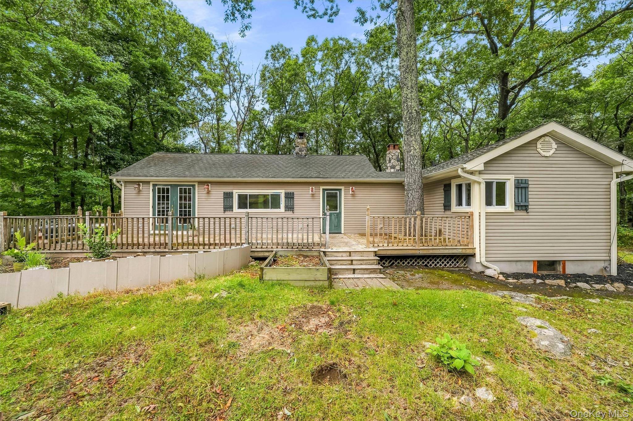 153 Nardin RD, Lake Peekskill, NY 10537